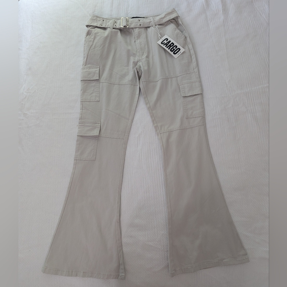 Cargo Womens  Ivory Pants Wide Leg Size L.